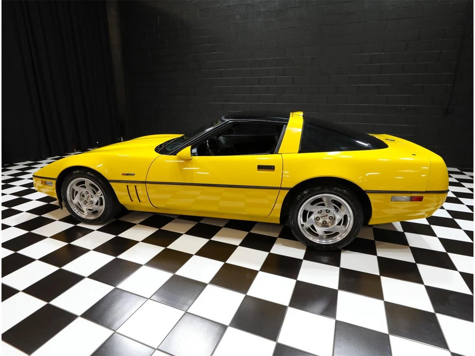 1990 Chevrolet Corvette C4 - Image 29 of 31
