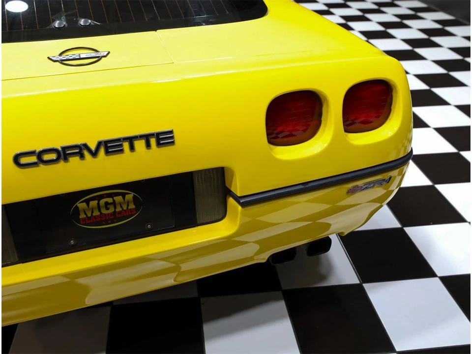 1990 Chevrolet Corvette C4 - Image 21 of 31