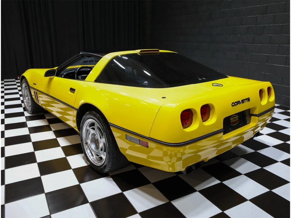 1990 Chevrolet Corvette C4 - Image 26 of 31