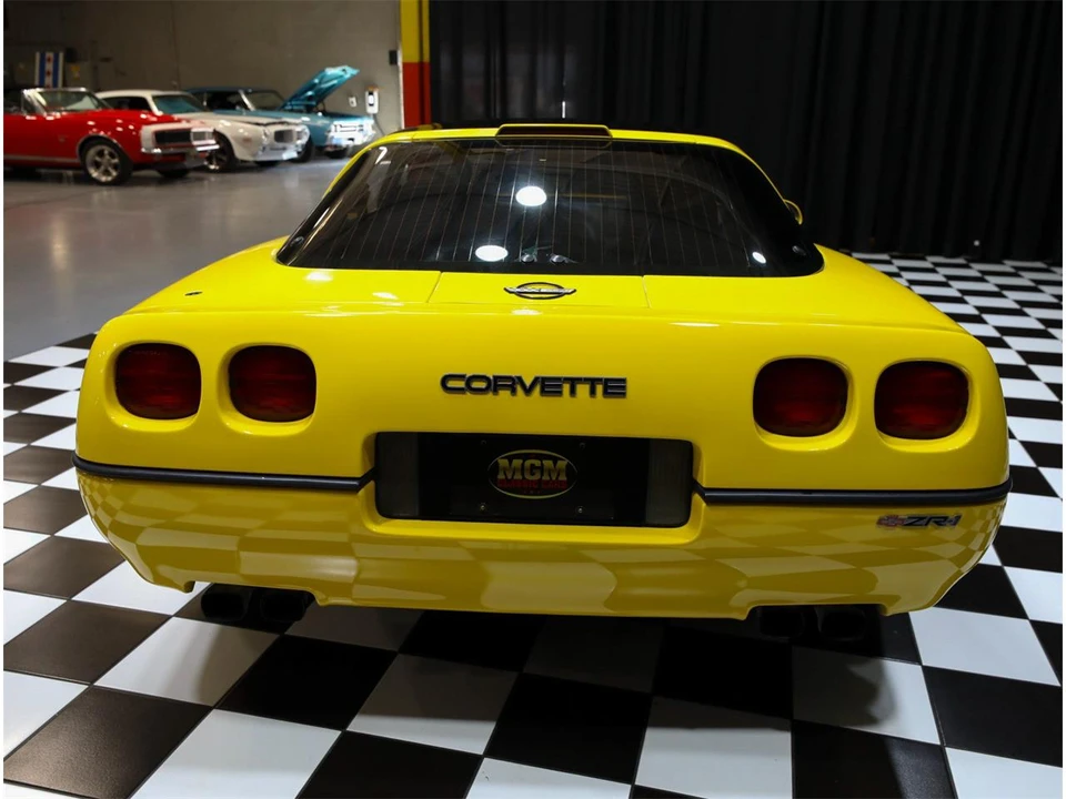 1990 Chevrolet Corvette C4 - Image 23 of 31