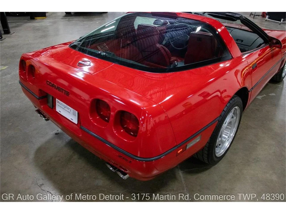 1990 Chevrolet Corvette C4 - Image 16 of 31