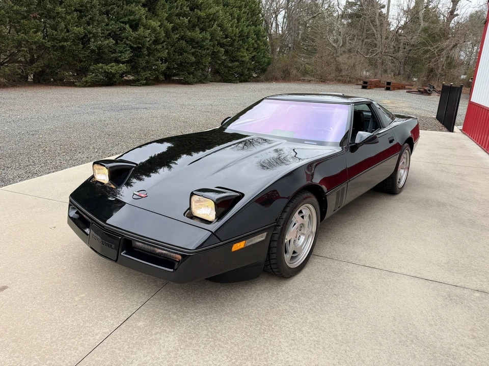 1990 Chevrolet Corvette C4 - Image 9 of 21