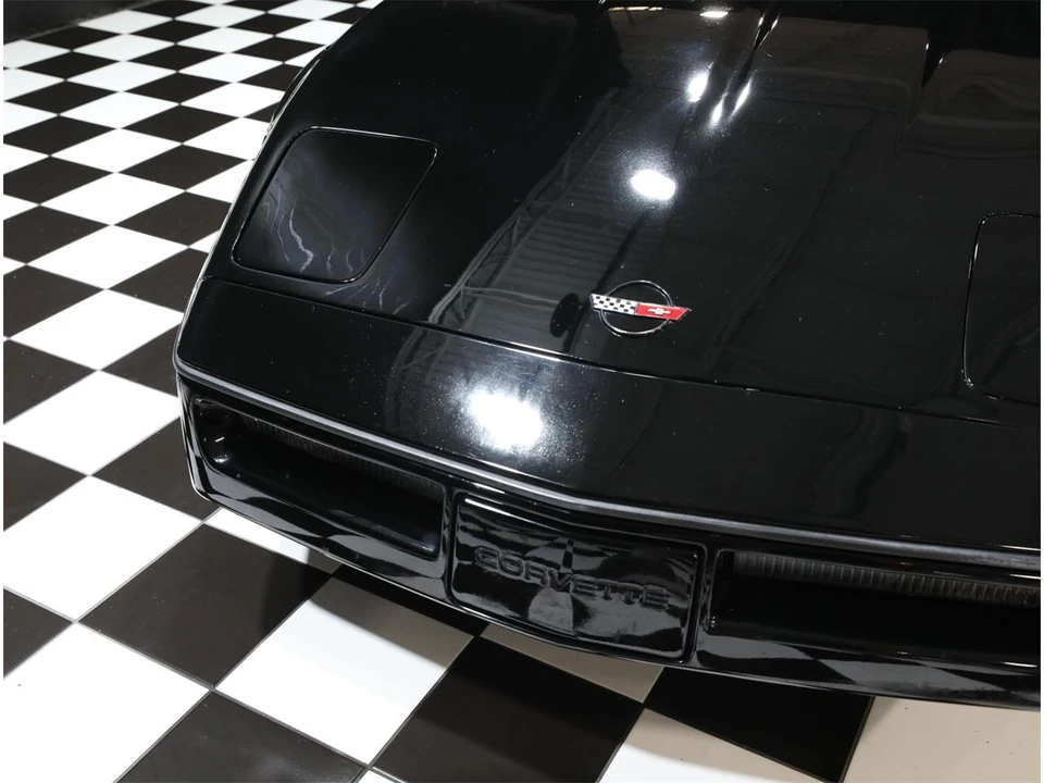 1990 Chevrolet Corvette C4 - Image 12 of 31
