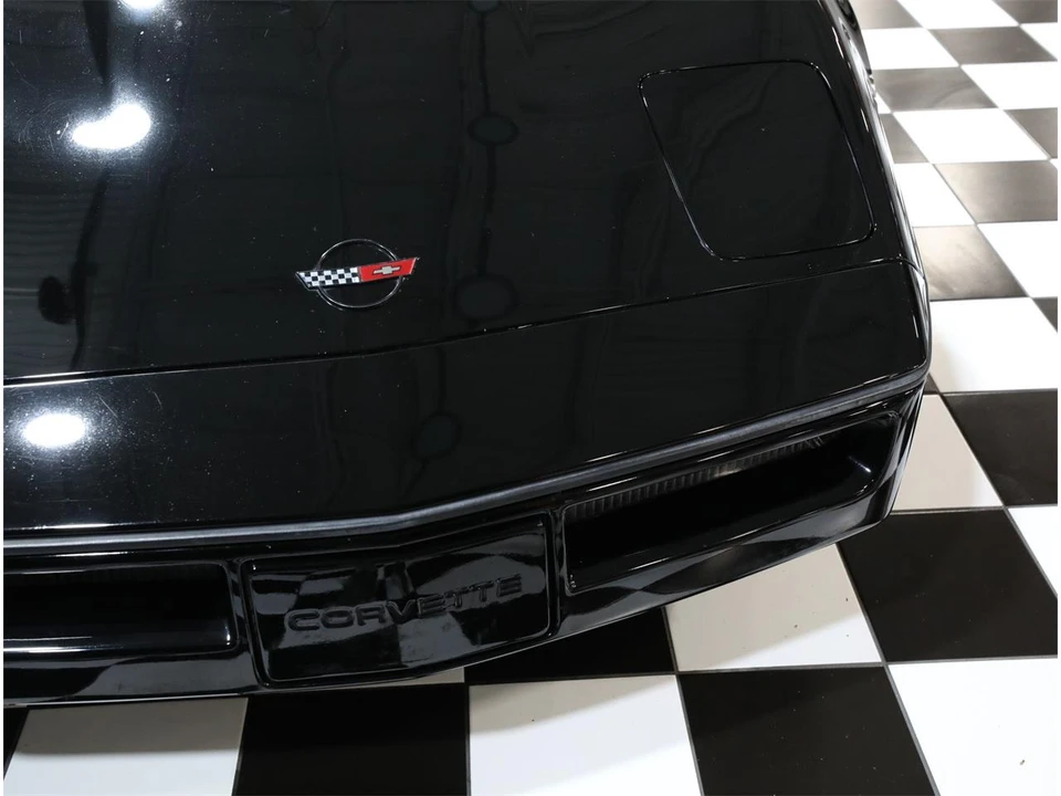 1990 Chevrolet Corvette C4 - Image 10 of 31