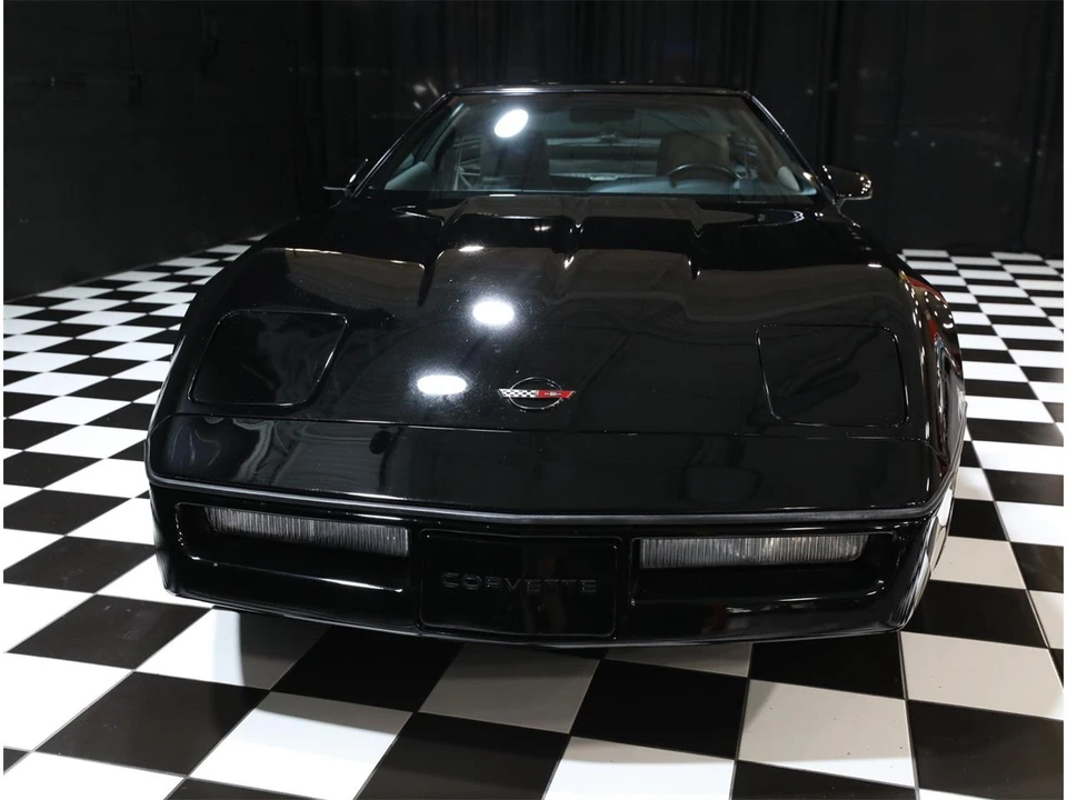 1990 Chevrolet Corvette C4 - Image 11 of 31