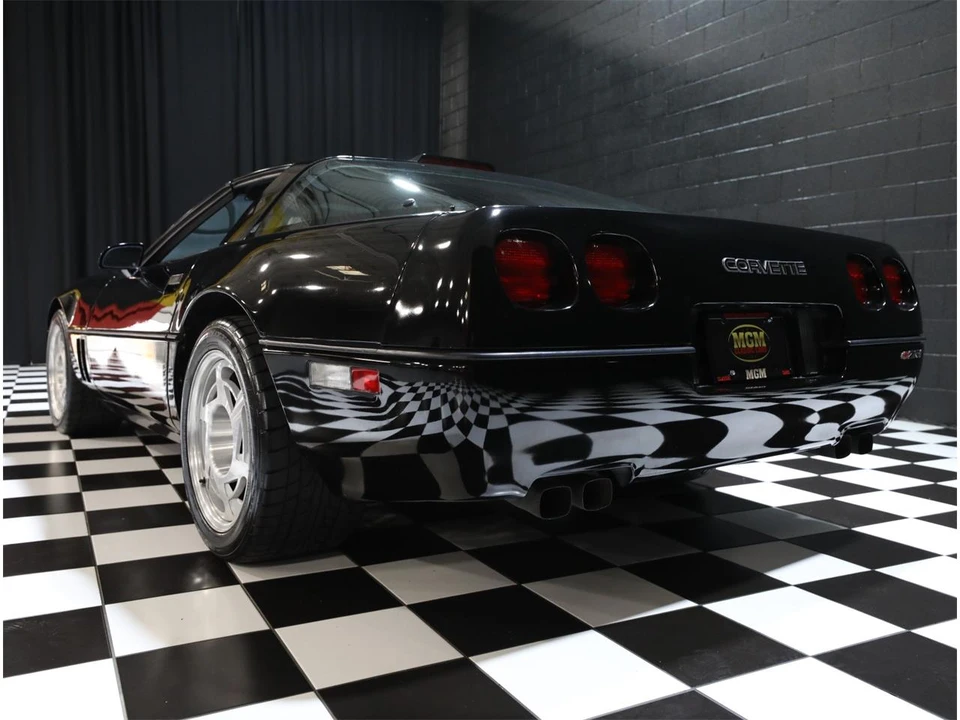 1990 Chevrolet Corvette C4 - Image 25 of 31