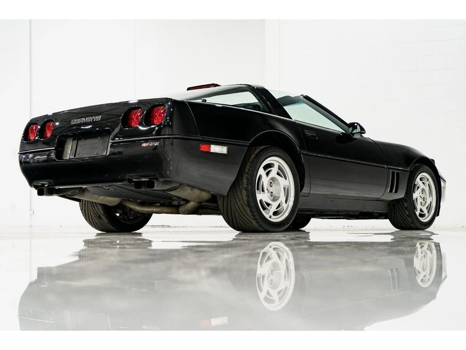 1990 Chevrolet Corvette C4 - Image 25 of 31