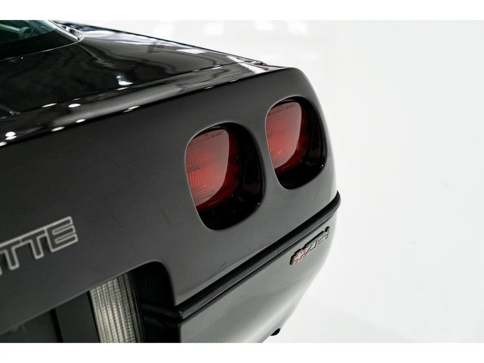 1990 Chevrolet Corvette C4 - Image 6 of 31