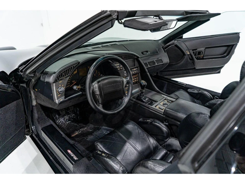 1990 Chevrolet Corvette C4 - Image 10 of 31