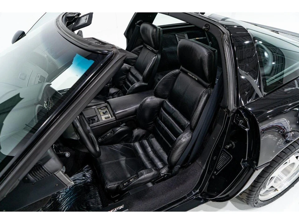 1990 Chevrolet Corvette C4 - Image 14 of 31