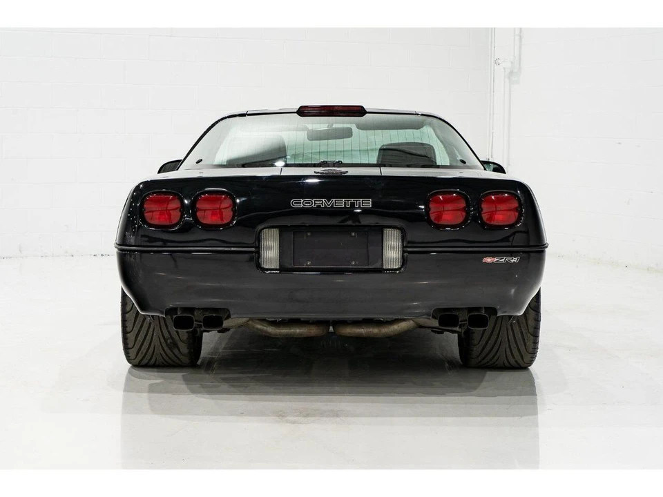 1990 Chevrolet Corvette C4 - Image 2 of 31