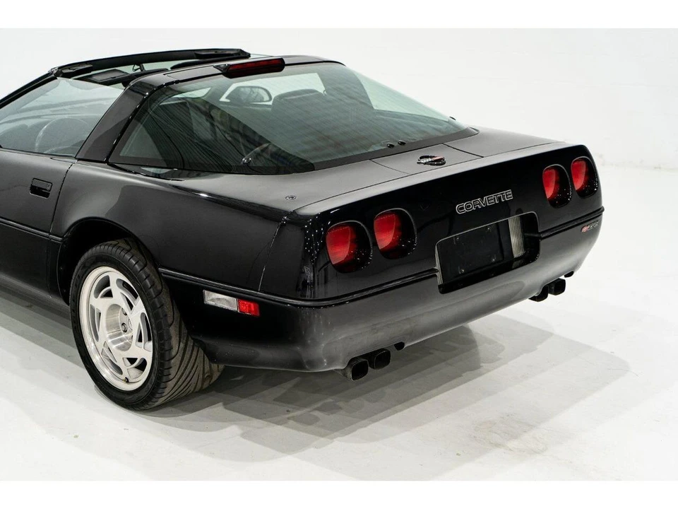 1990 Chevrolet Corvette C4 - Image 26 of 31