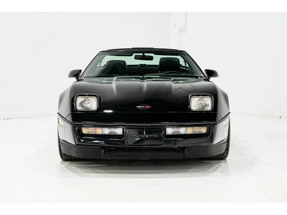 1990 Chevrolet Corvette C4 - Image 4 of 31