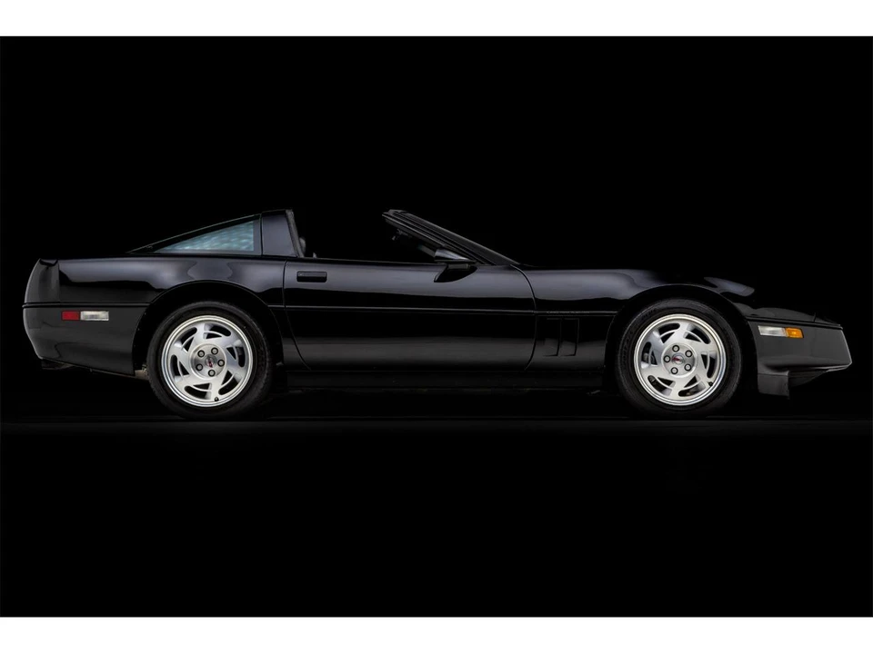 1990 Chevrolet Corvette C4 - Image 13 of 31