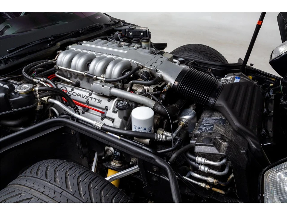 1990 Chevrolet Corvette C4 - Image 17 of 31
