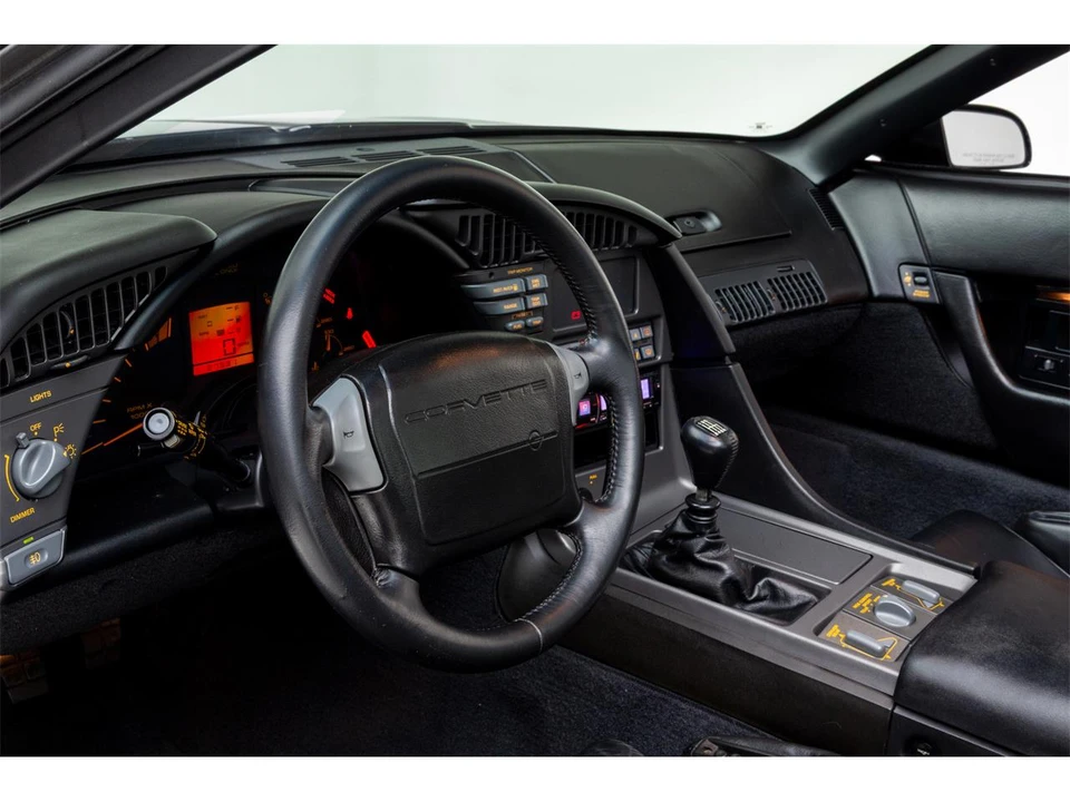 1990 Chevrolet Corvette C4 - Image 26 of 31