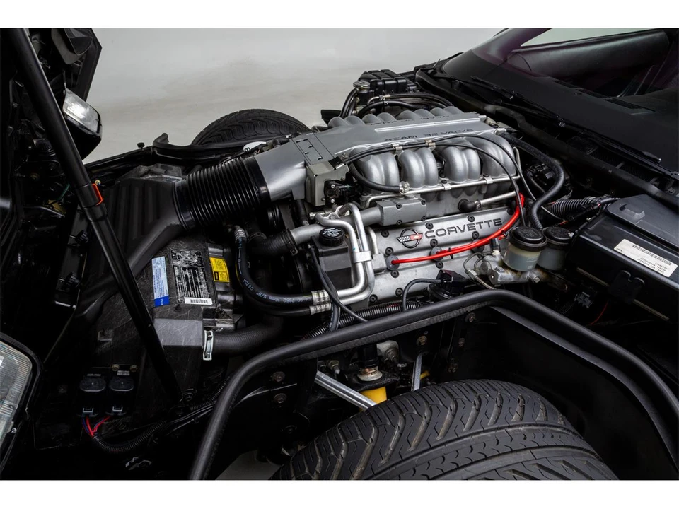 1990 Chevrolet Corvette C4 - Image 18 of 31