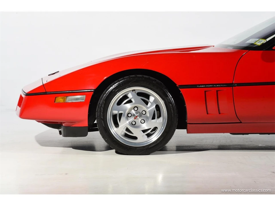 1990 Chevrolet Corvette C4 - Image 17 of 31
