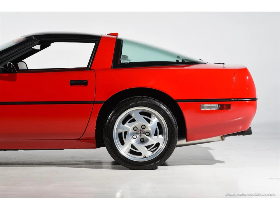 1990 Chevrolet Corvette C4 - Image 14 of 31