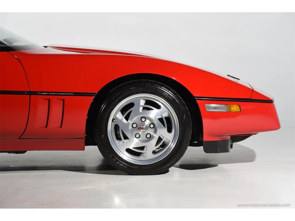 1990 Chevrolet Corvette C4 - Image 12 of 31
