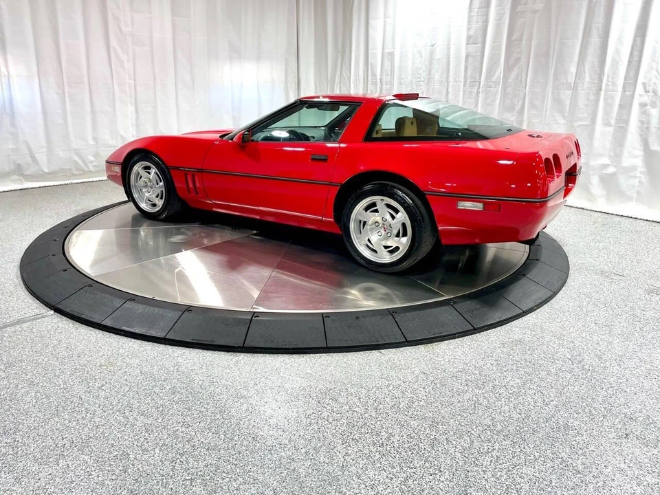 1990 Chevrolet Corvette C4 - Image 10 of 31
