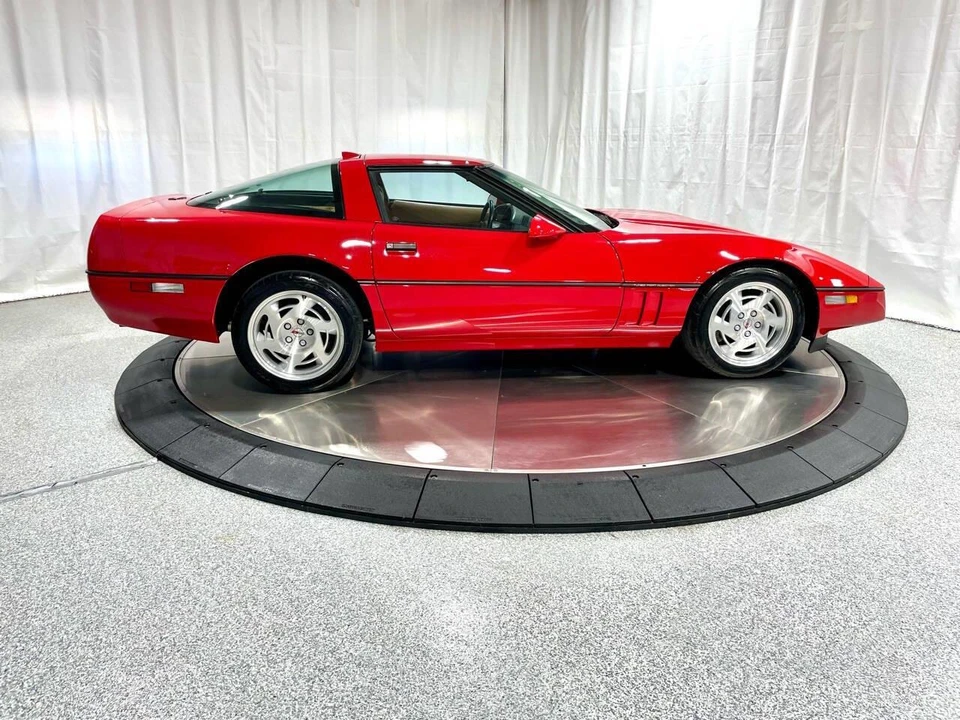 1990 Chevrolet Corvette C4 - Image 13 of 31