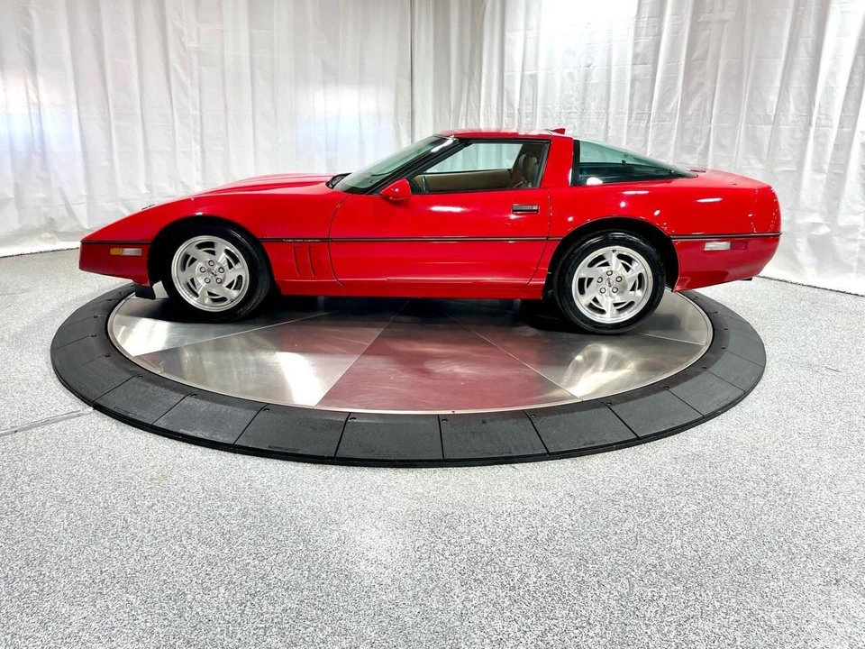 1990 Chevrolet Corvette C4 - Image 8 of 31