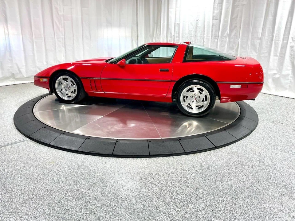 1990 Chevrolet Corvette C4 - Image 9 of 31