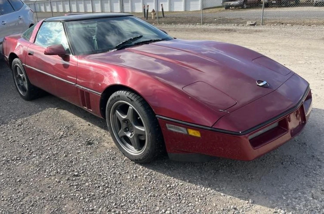 1990 Chevrolet Corvette C4 - Image 3 of 11