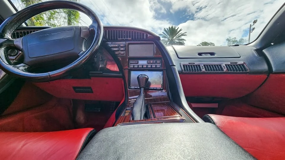 1990 Chevrolet Corvette C4 - Image 14 of 20