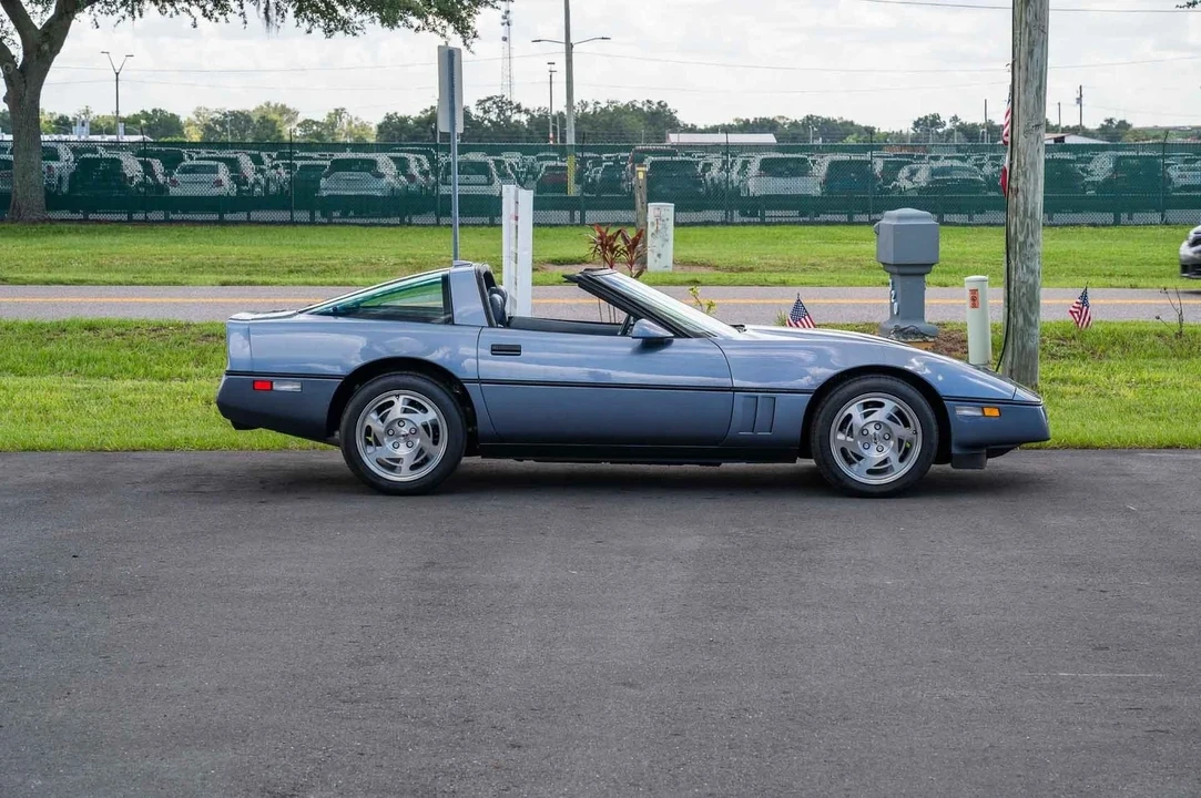 1990 Chevrolet Corvette C4 - Image 7 of 21