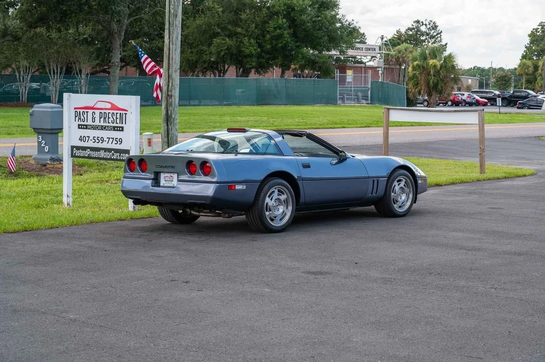 1990 Chevrolet Corvette C4 - Image 6 of 21