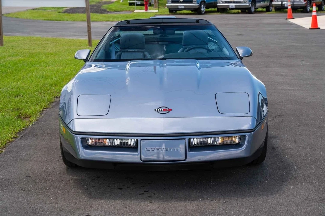 1990 Chevrolet Corvette C4 - Image 10 of 21