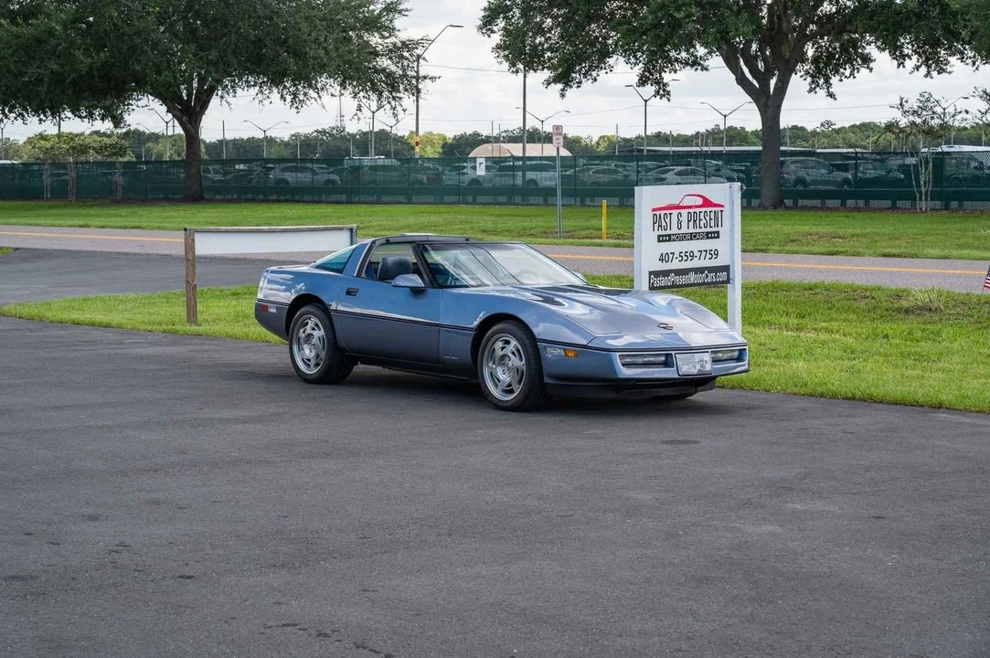 1990 Chevrolet Corvette C4 - Image 9 of 21