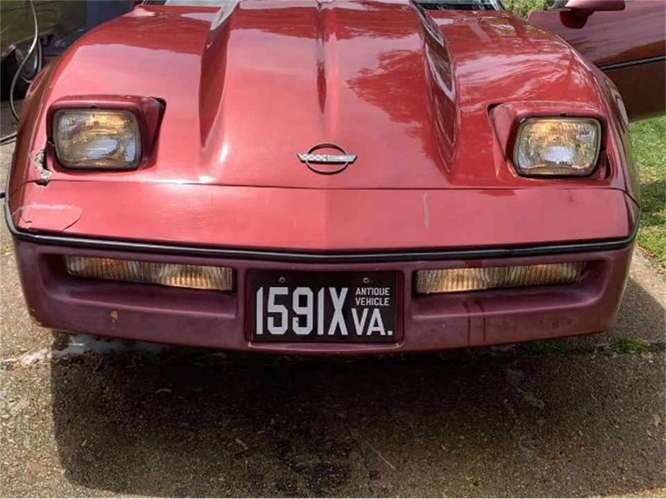 1990 Chevrolet Corvette C4 - Image 9 of 21