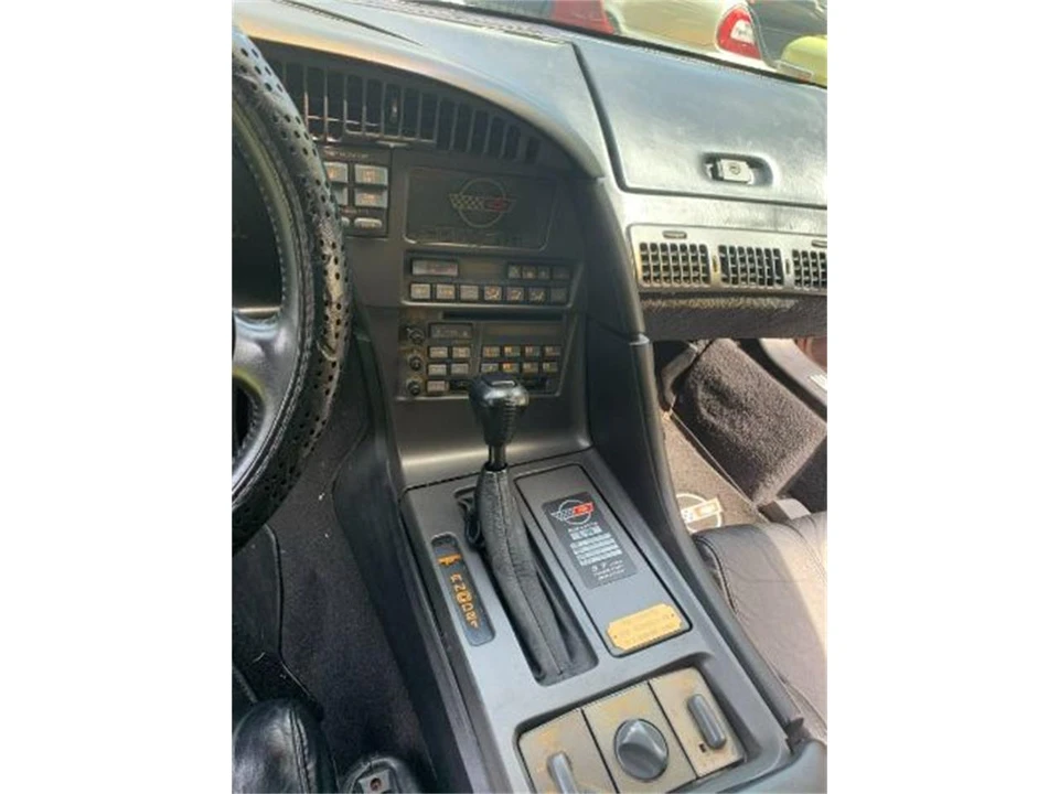 1990 Chevrolet Corvette C4 - Image 17 of 21