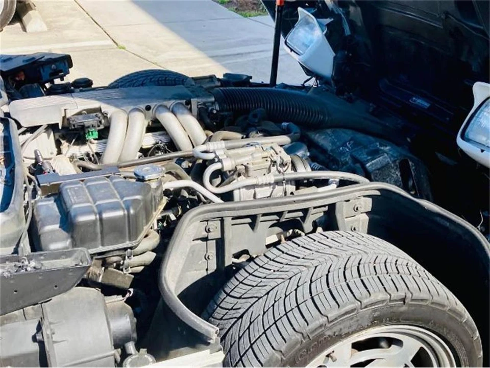 1990 Chevrolet Corvette C4 - Image 7 of 24