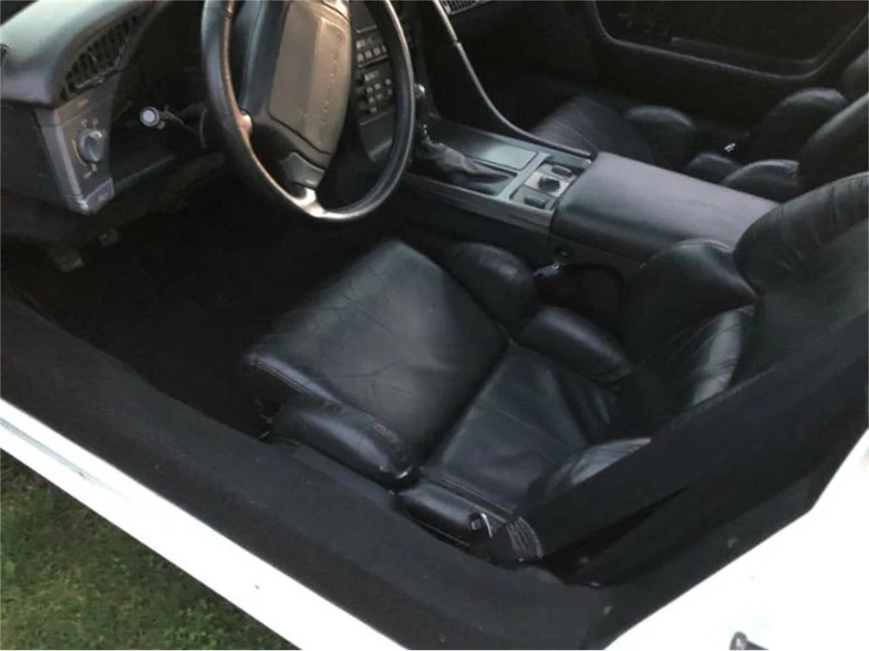 1990 Chevrolet Corvette C4 - Image 8 of 18