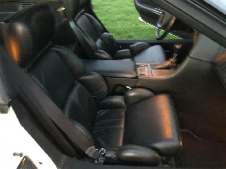 1990 Chevrolet Corvette C4 - Image 7 of 18