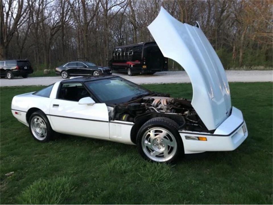 1990 Chevrolet Corvette C4 - Image 12 of 18
