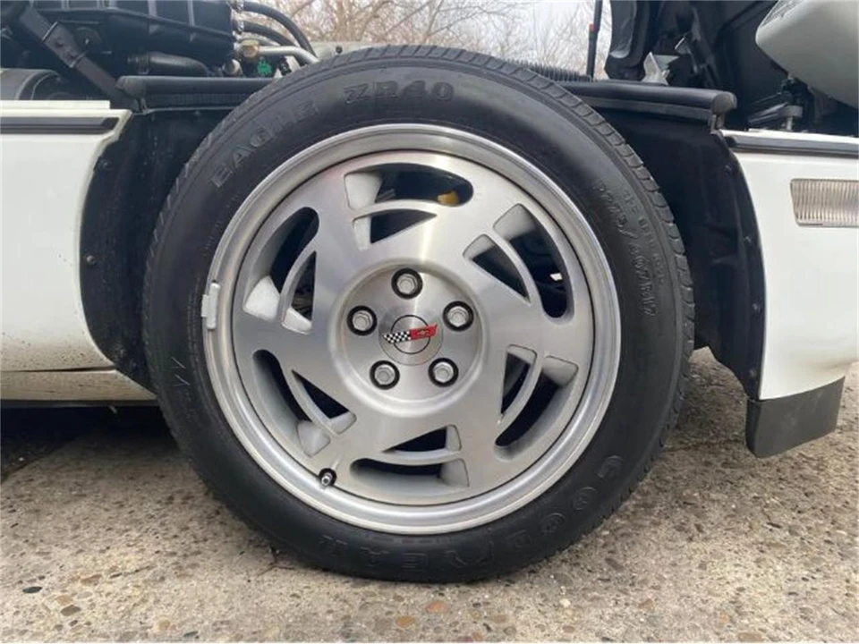 1990 Chevrolet Corvette C4 - Image 3 of 11