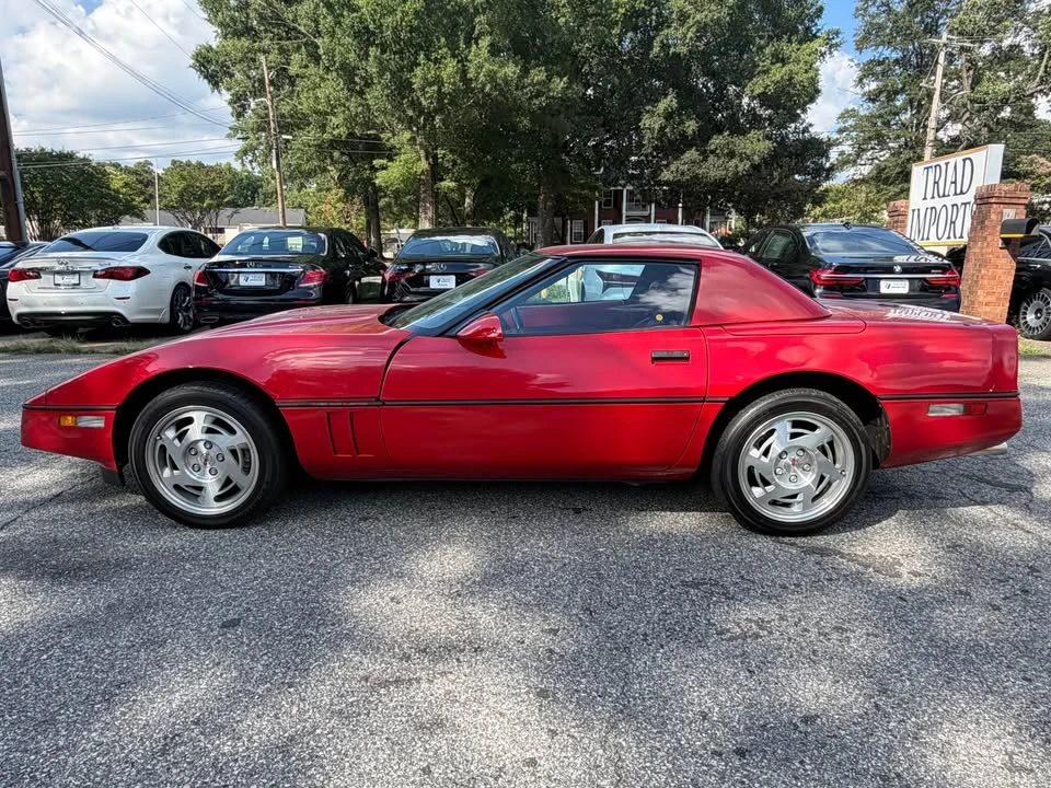 1990 Chevrolet Corvette C4 - Image 2 of 20
