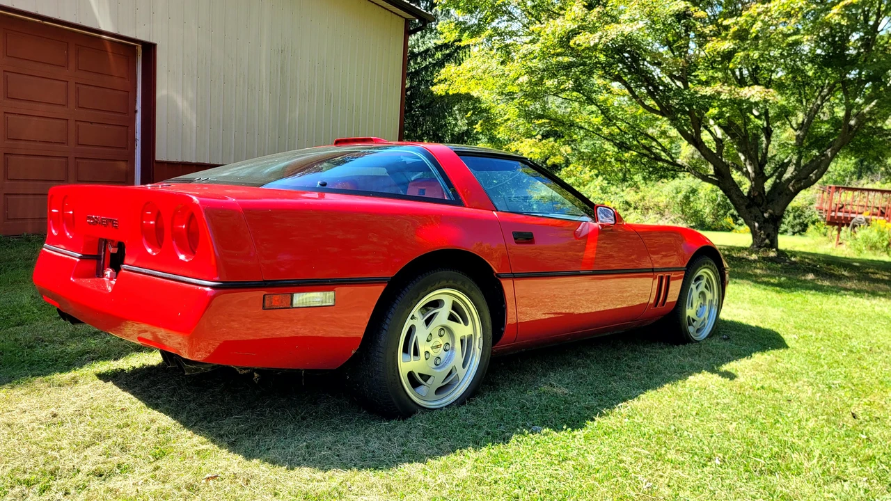 1990 Chevrolet Corvette C4 - Image 3 of 8