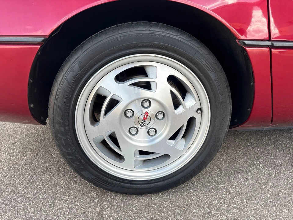 1990 Chevrolet Corvette C4 - Image 23 of 31