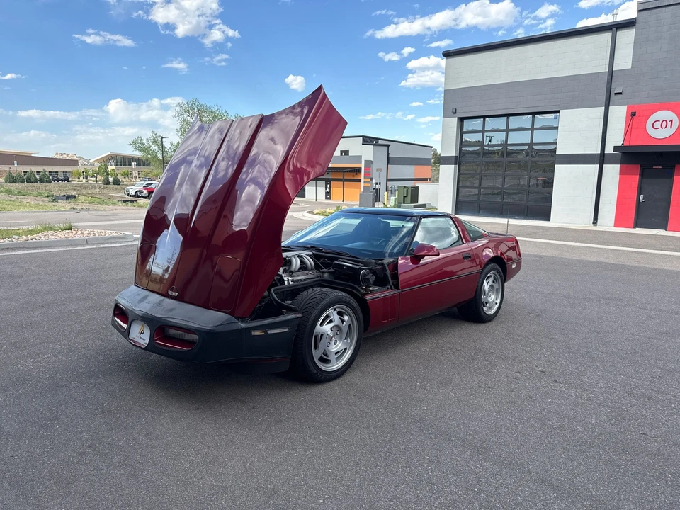 1990 Chevrolet Corvette C4 - Image 2 of 31