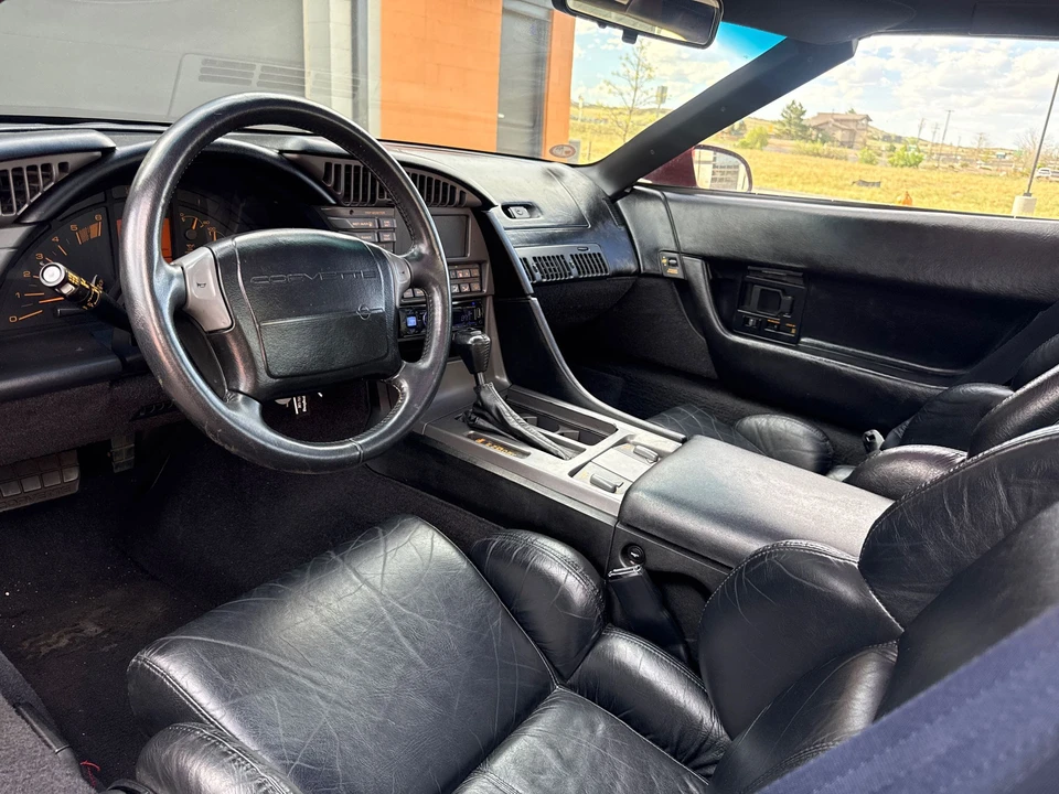 1990 Chevrolet Corvette C4 - Image 26 of 31