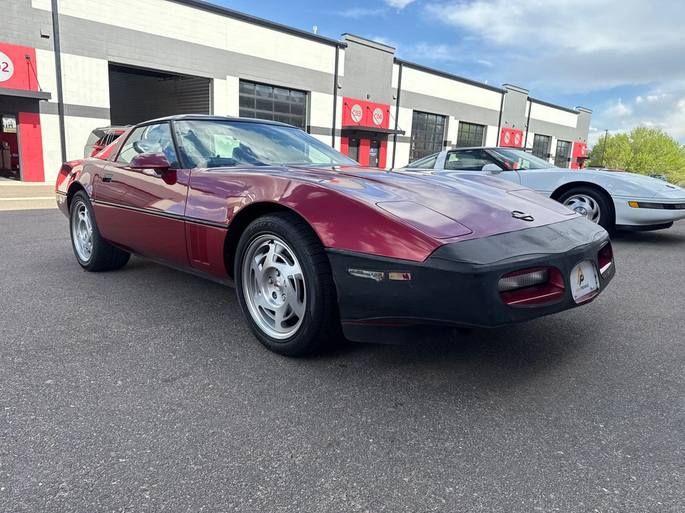 1990 Chevrolet Corvette C4 - Image 17 of 31