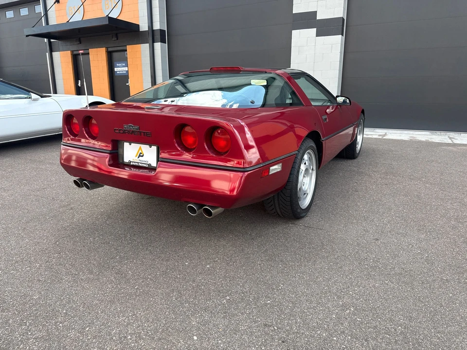 1990 Chevrolet Corvette C4 - Image 12 of 31