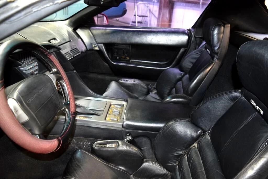 1990 Chevrolet Corvette C4 - Image 18 of 21