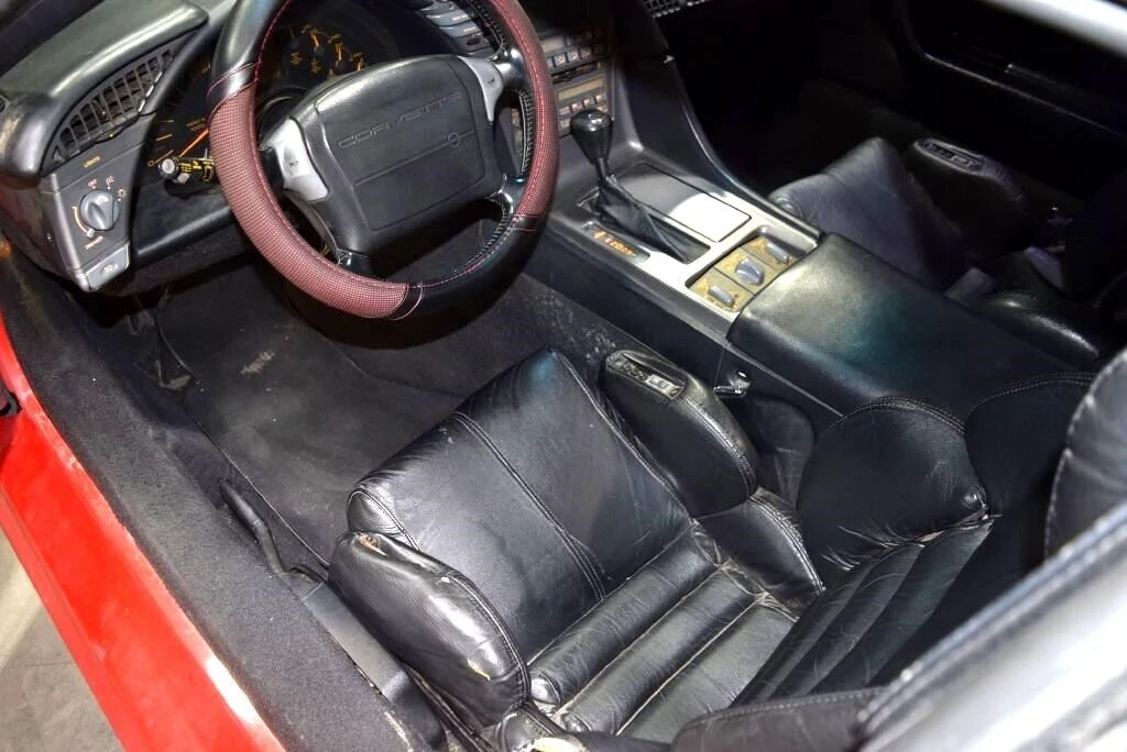 1990 Chevrolet Corvette C4 - Image 19 of 21